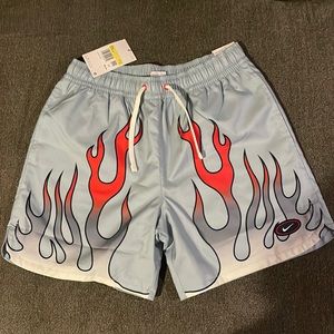 Nike Standard Fit Above Knee Shorts